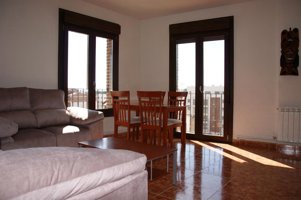 Apartamentos La Muralla ซามอรา ภายนอก รูปภาพ